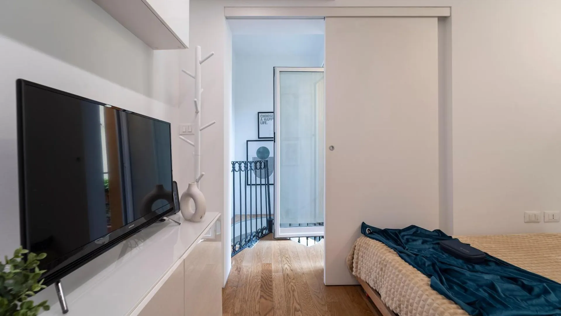 Green Terrace Studio - Milano City Center - Duomo 0*, Μιλάνο